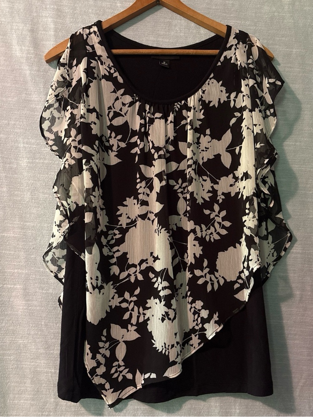 AB Studio Blouse Pullover Sleeveless Overlay Black/White Floral Women’s Sz M